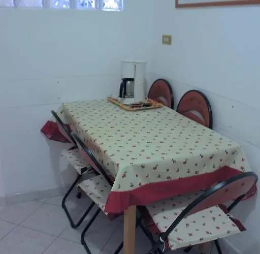 Апарт-отель Tourist House