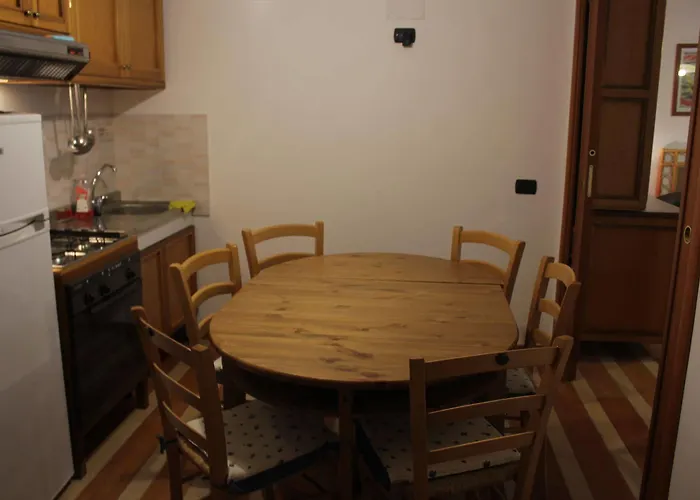 Tourist House Ξενοδοχείο με διαμερίσματα Ρώμη